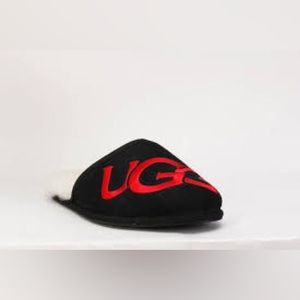 NWT UGG Scuff Logo